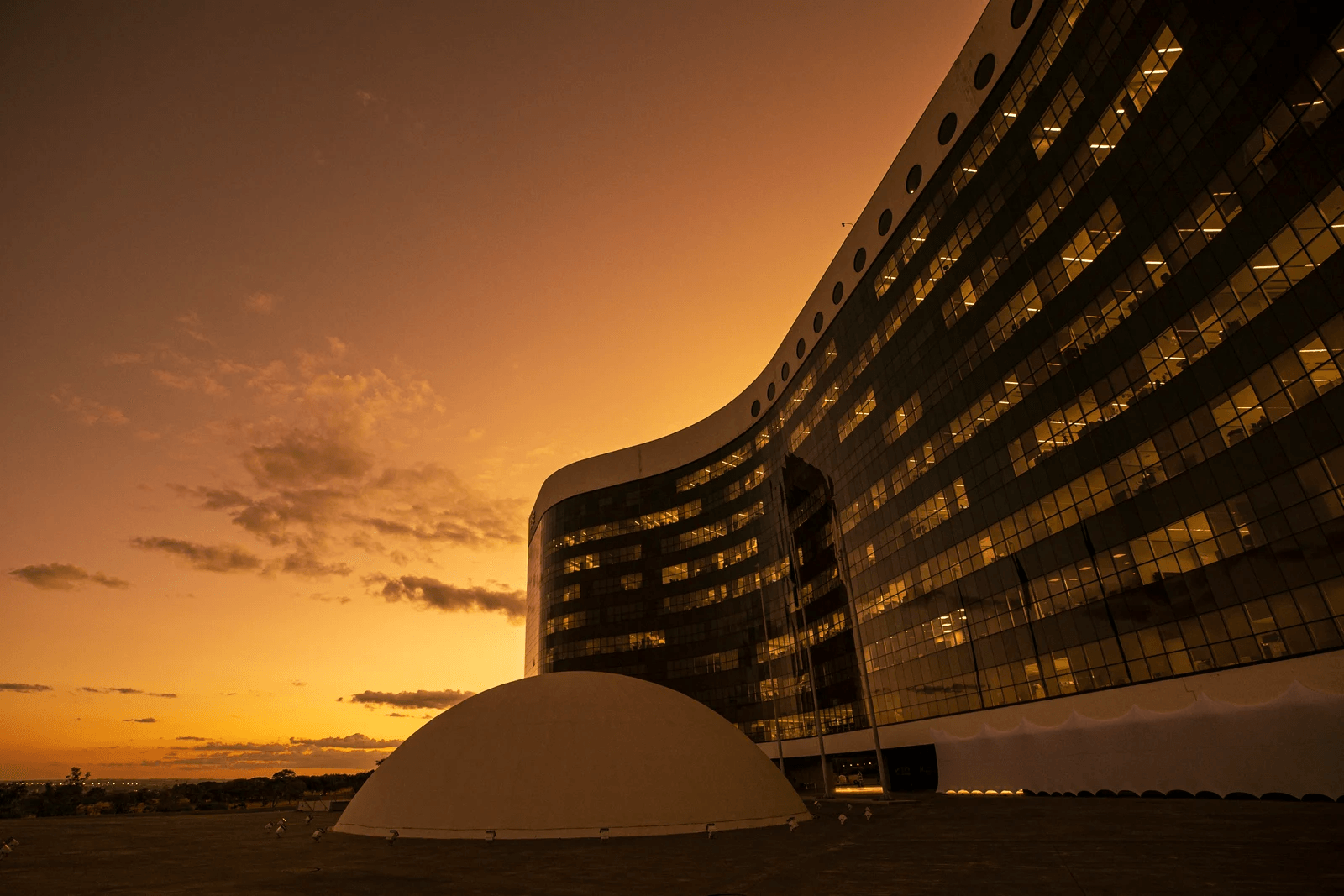 Fachada da sede do Tribunal Superior Eleitoral em Brasília.