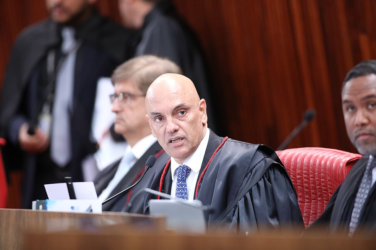 Alexandre de Moraes em sessão do TSE em fevereiro de 2023