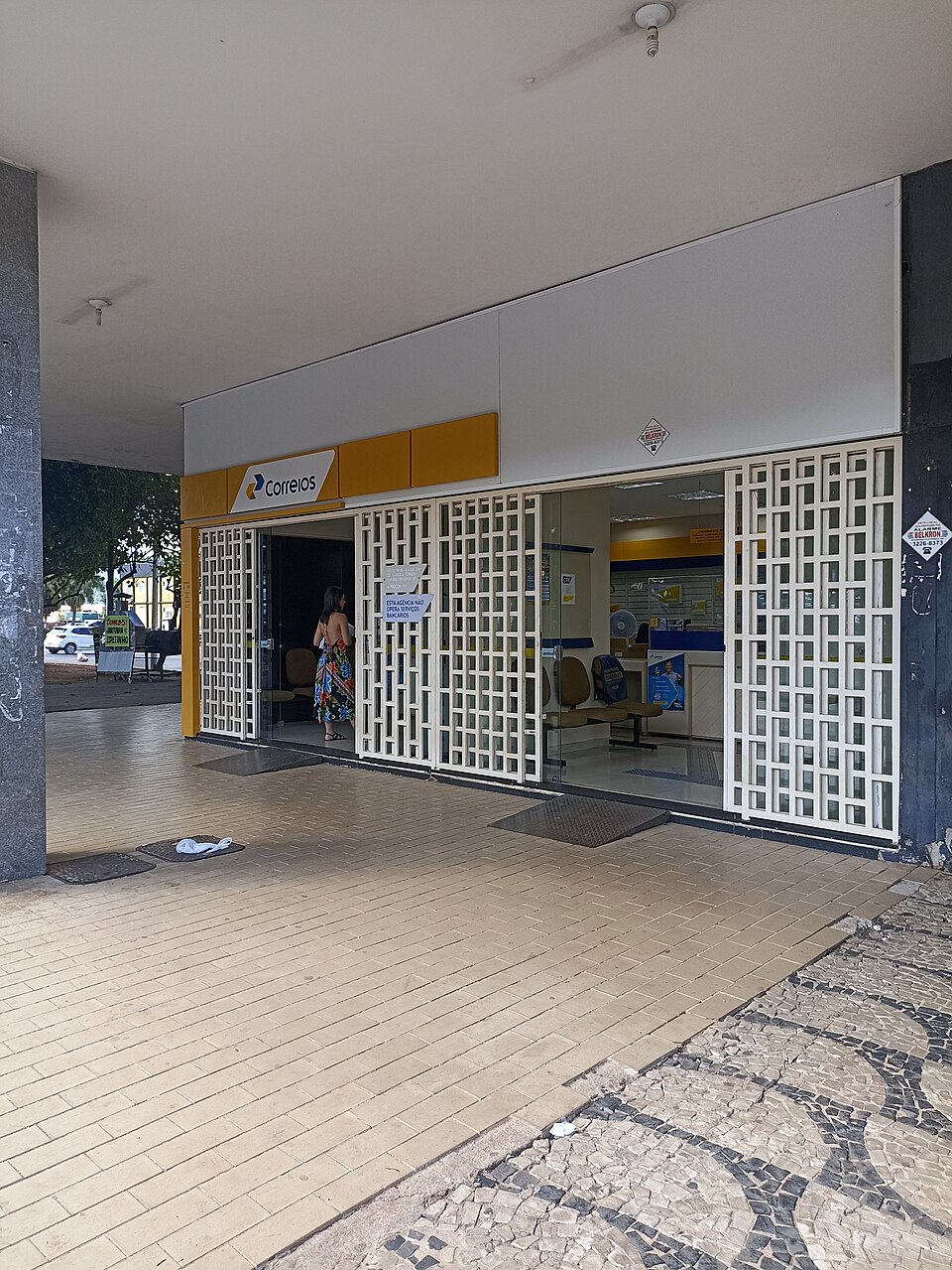 Fachada de agência dos Correios no Setor Comercial Sul de Brasília.