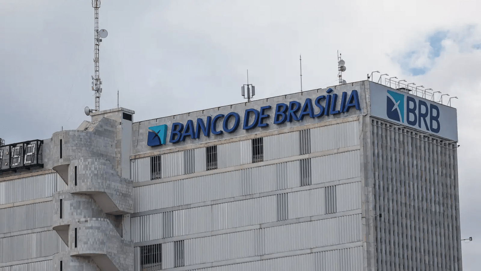 Fachada do Banco de Brasília